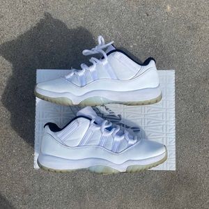 Jordan 11 Low Legend Blue